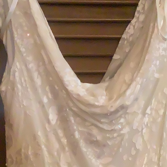 Fancy sequined hi-low dress - Picture 2 of 5